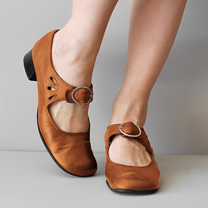 Rowan Arbor Mary Jane Flats – Brown