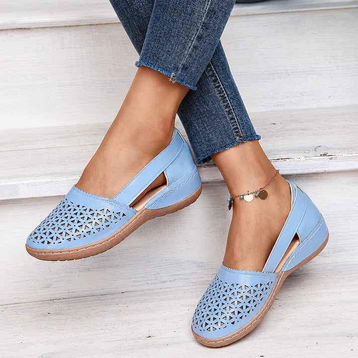 Lennon Garden Slingback Flats – Blue