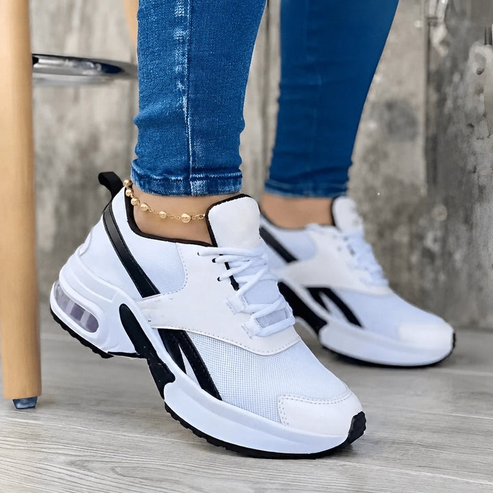Teagan Arbor Everyday Sneakers – White