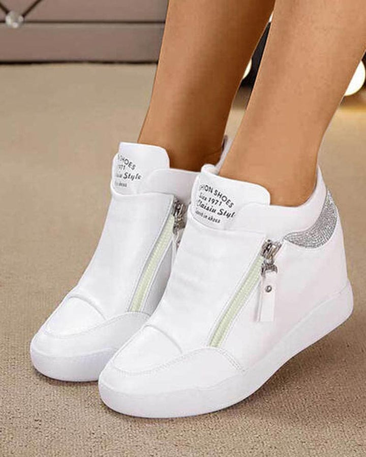 Mallory Porch Ankle Boots – White