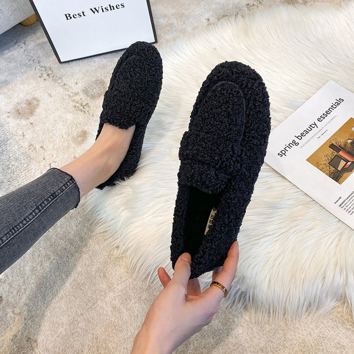 Tatum Parlor Indoor Slippers – Black