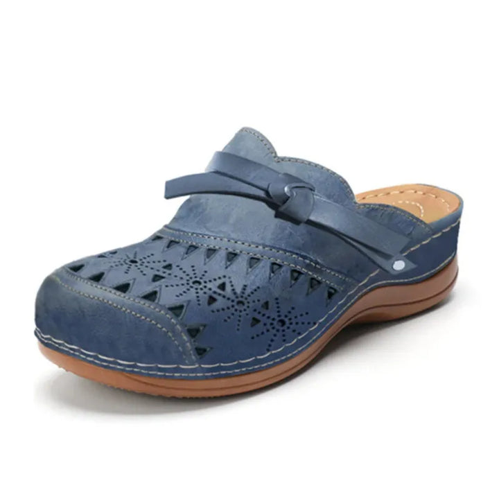 Mallory Hearth Clogs – Blue