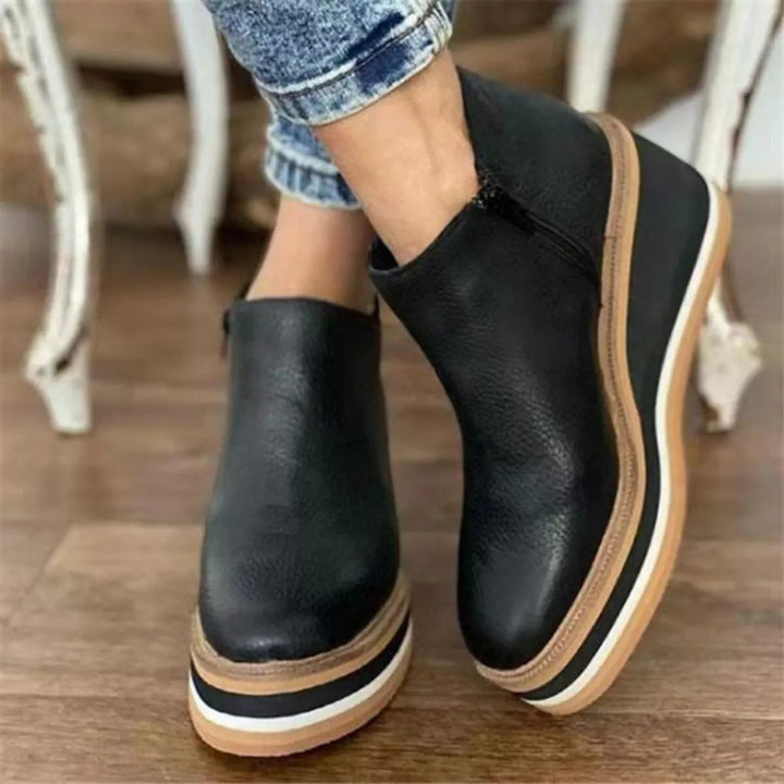 Kinsley Larkspur Ankle Boots – Black